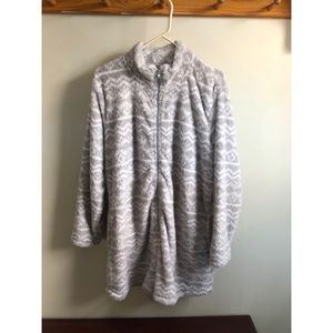 🦅 American Eagle Warm and fuzzy onesie 🥰